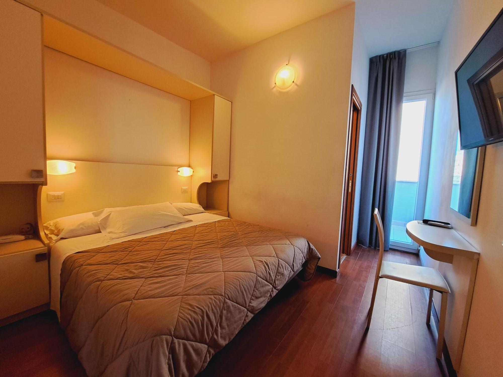 Hotel Butterfly Wellness & Spa Rimini Exterior photo