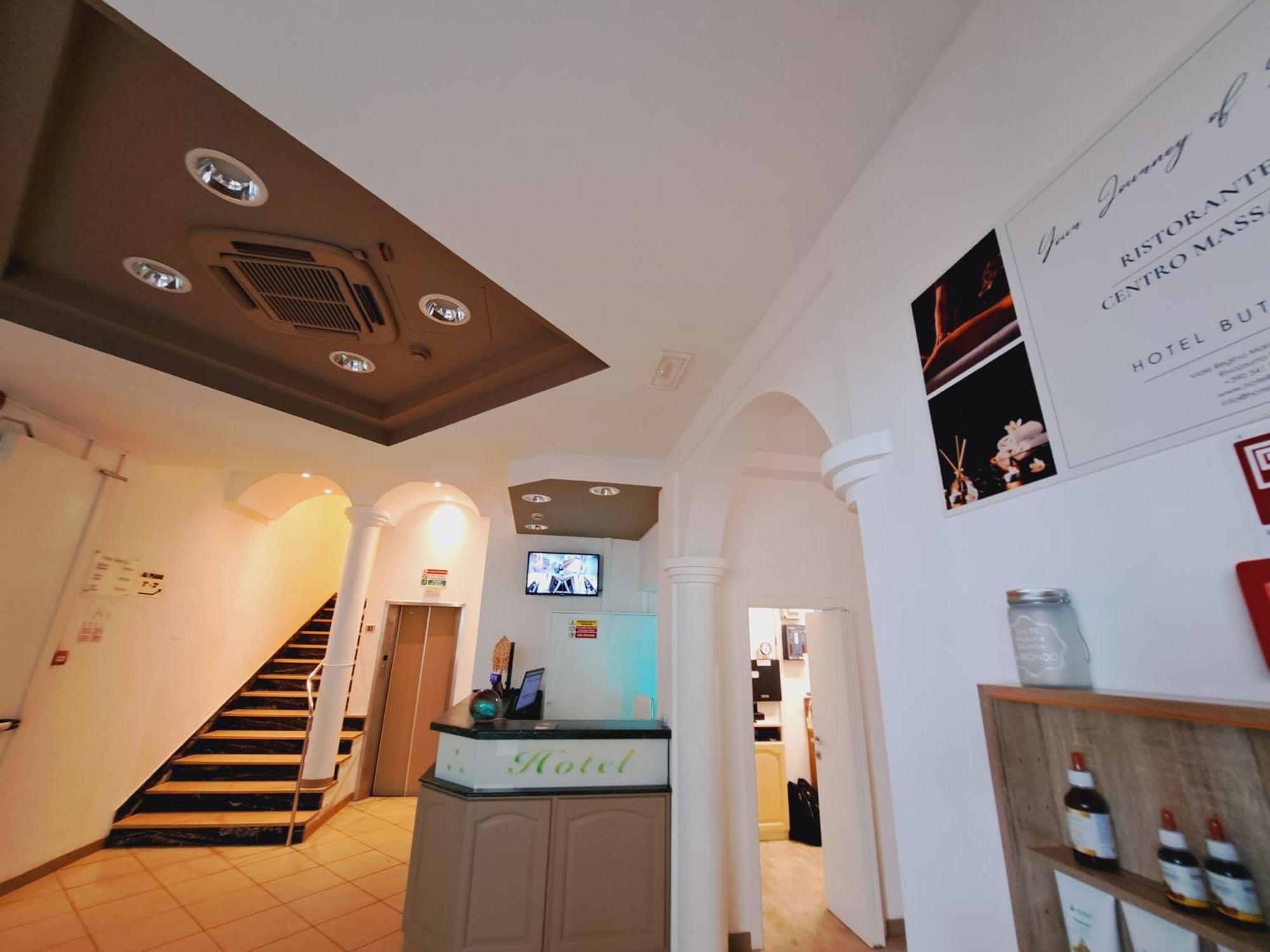 Hotel Butterfly Wellness & Spa Rimini Exterior photo